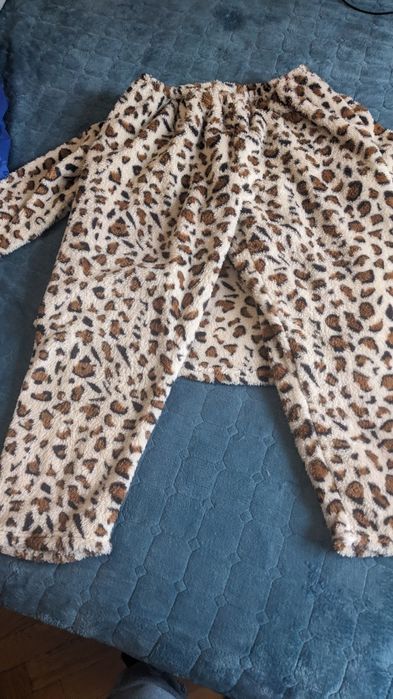 Продам костюм женский XL