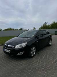 Продам авто Opel astra j