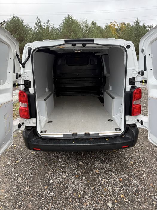 Opel Vivaro 2,0d 140koni 2020r Long Faktura VAT23%