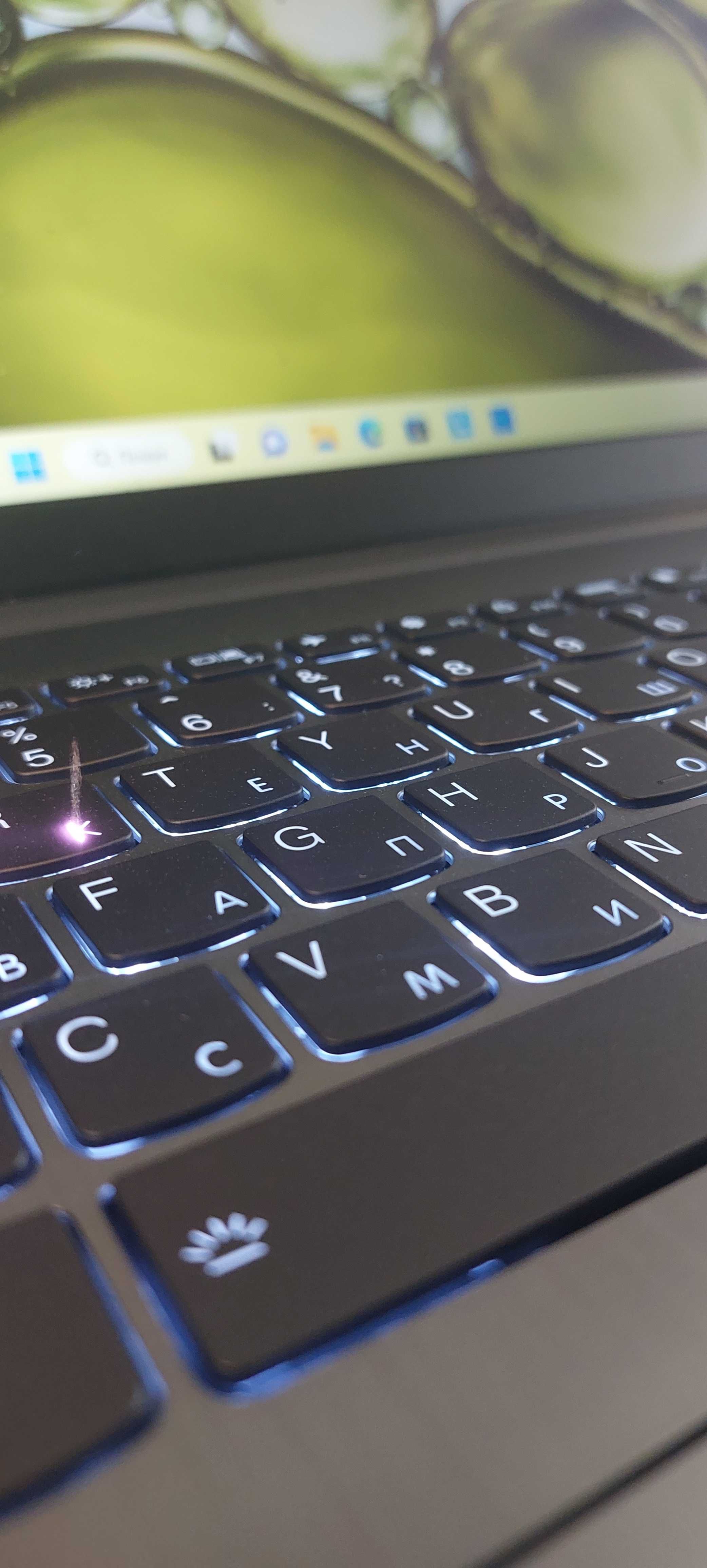 Гравировка клавиатуры Macbook оптом для магазинов
