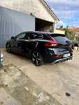 Volvo v40 d2 r-design