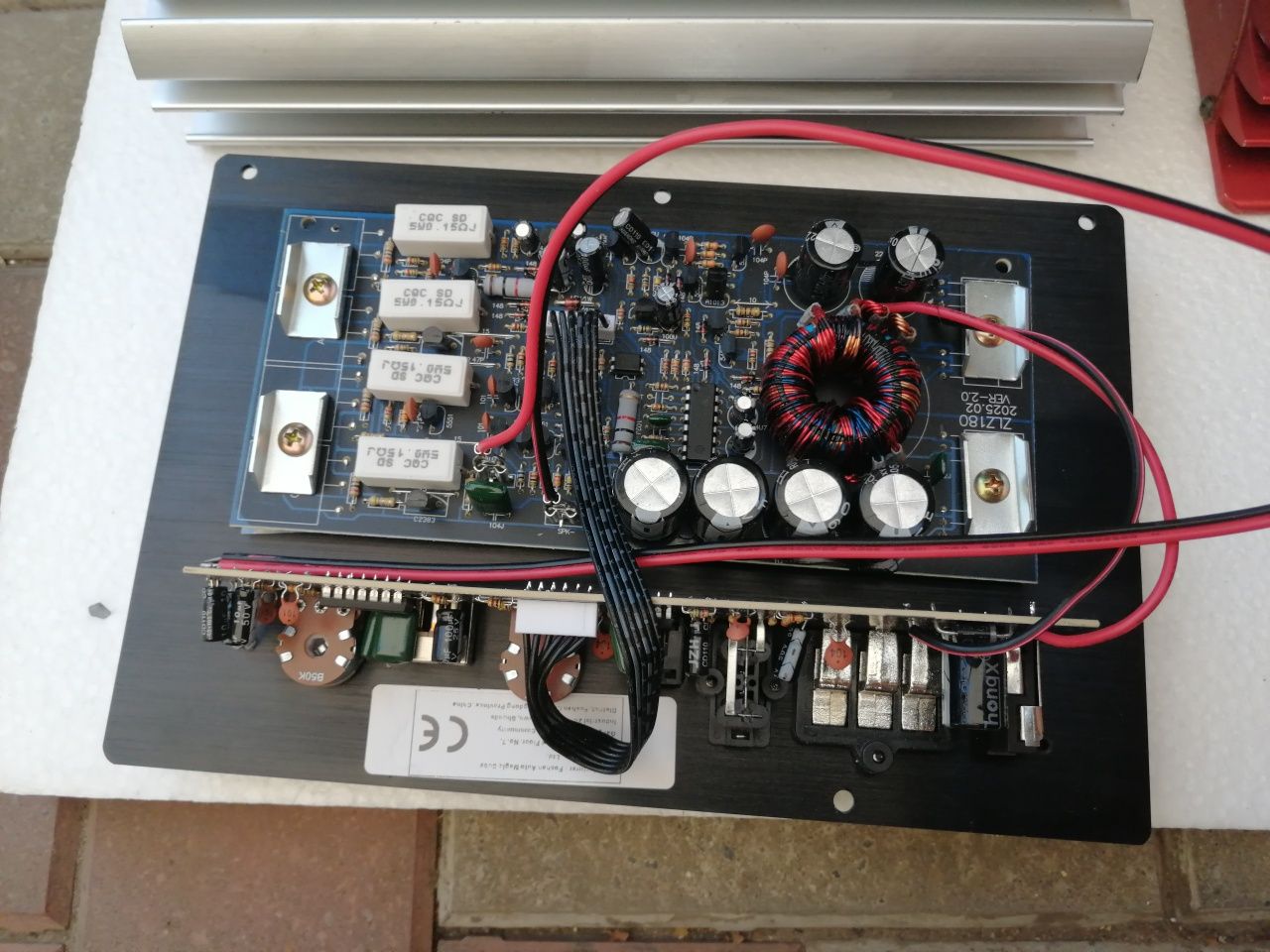 Усилитель Sony Renegade
