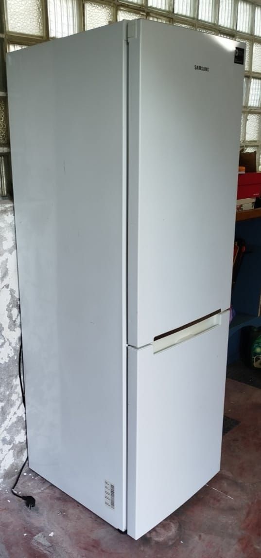Vendo frigorífico Samsung usado