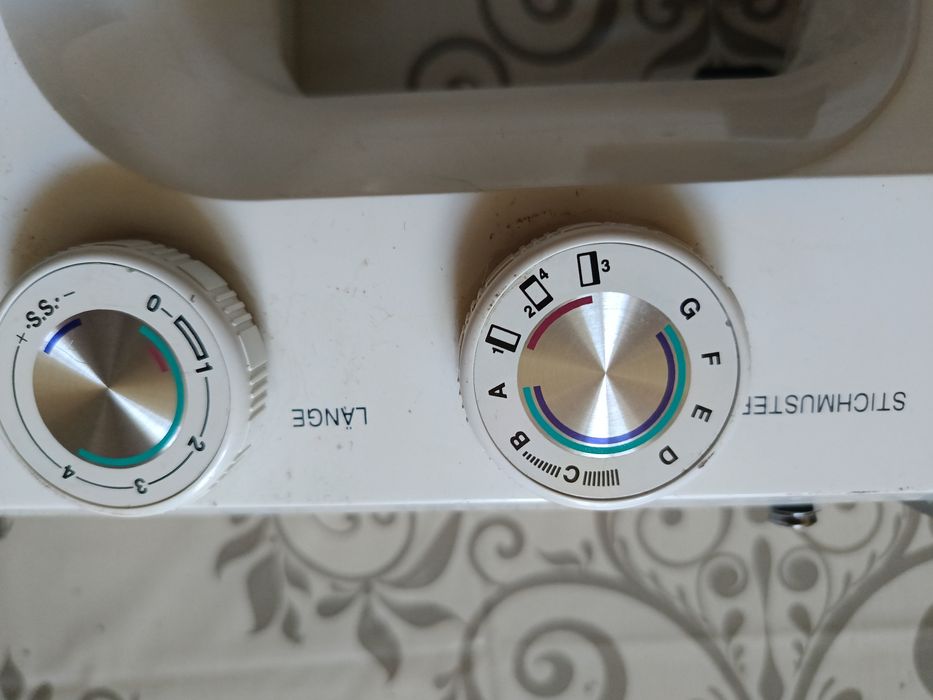 Maszyna do szycia,czytaj OPIS!!!