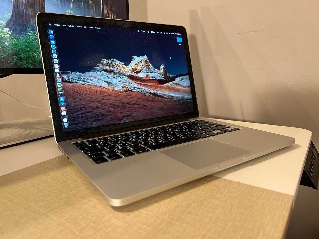 Macbook Pro Retina Late 2013 i5 4GB SSD 128 GB. Bateria 192 cykli.