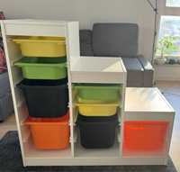 IKEA TROFAST z kolorowymi szufladami