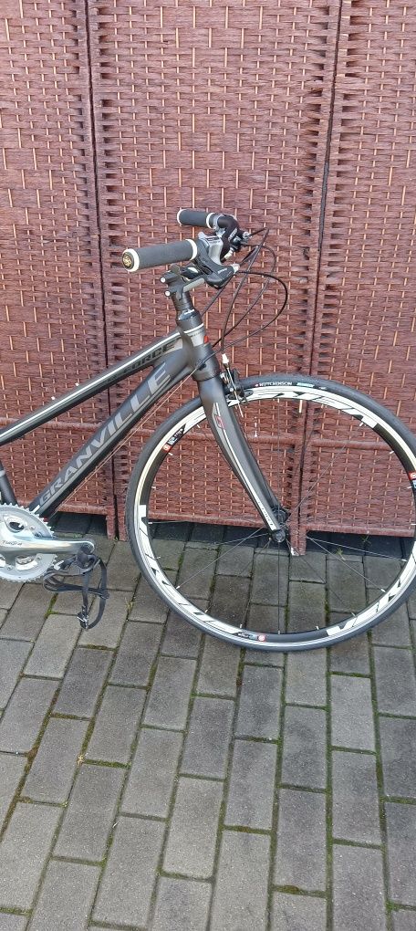 Nowy rower szosowy - gravel