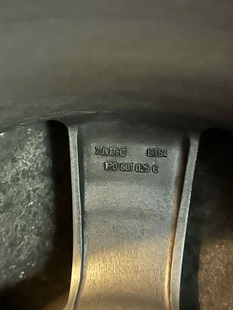 Alufelgi 17 Rozstaw śrub 5x112 pasują do audi mercedes vw seat skoda