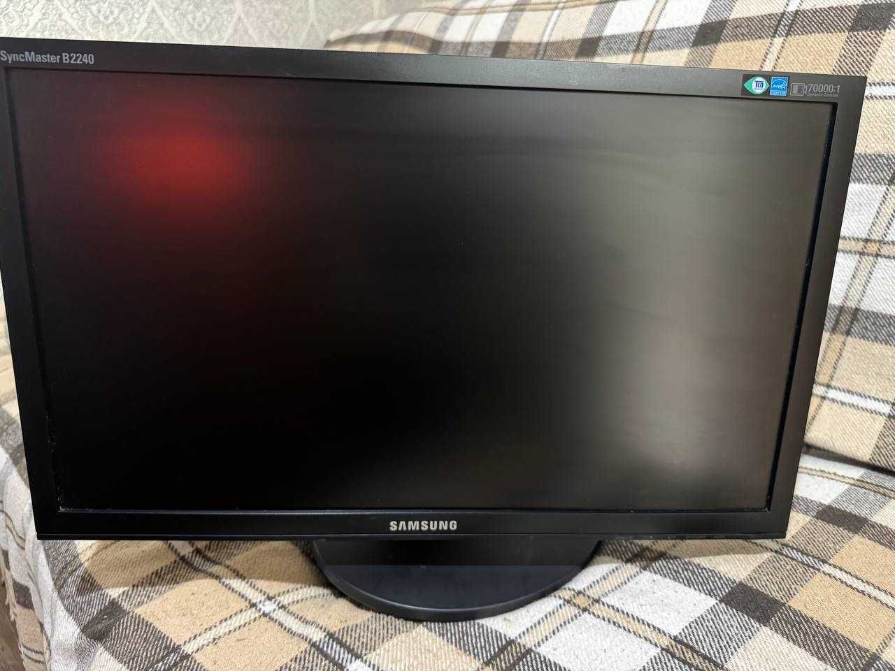 Продам монітор Samsung B2240