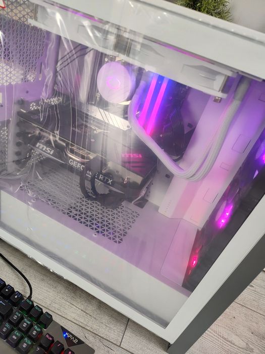 PC Rtx 4070 ti super, 14700kf, 2tb, 32gb ddr5, aio240, 850w,asus  z790
