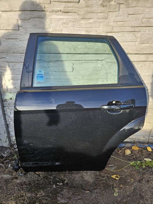 Ford Focus mk2 drzwi prawe lewe tył tylne