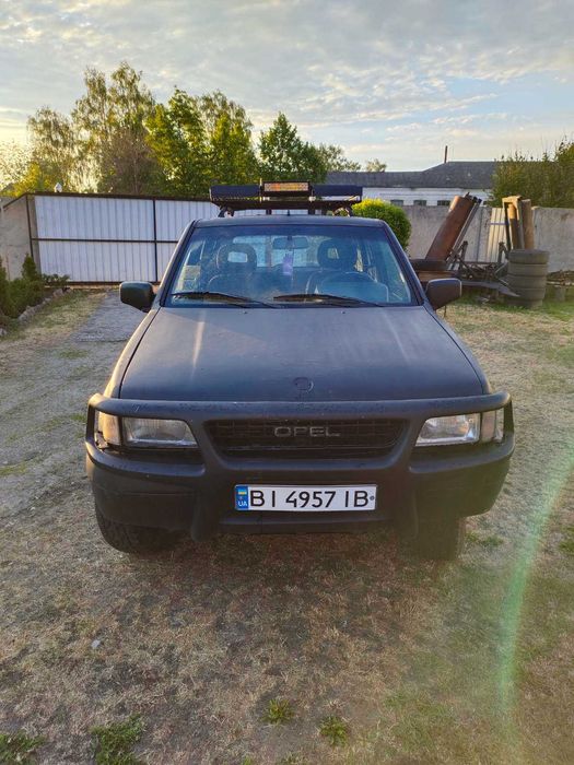 Опель фронтера а