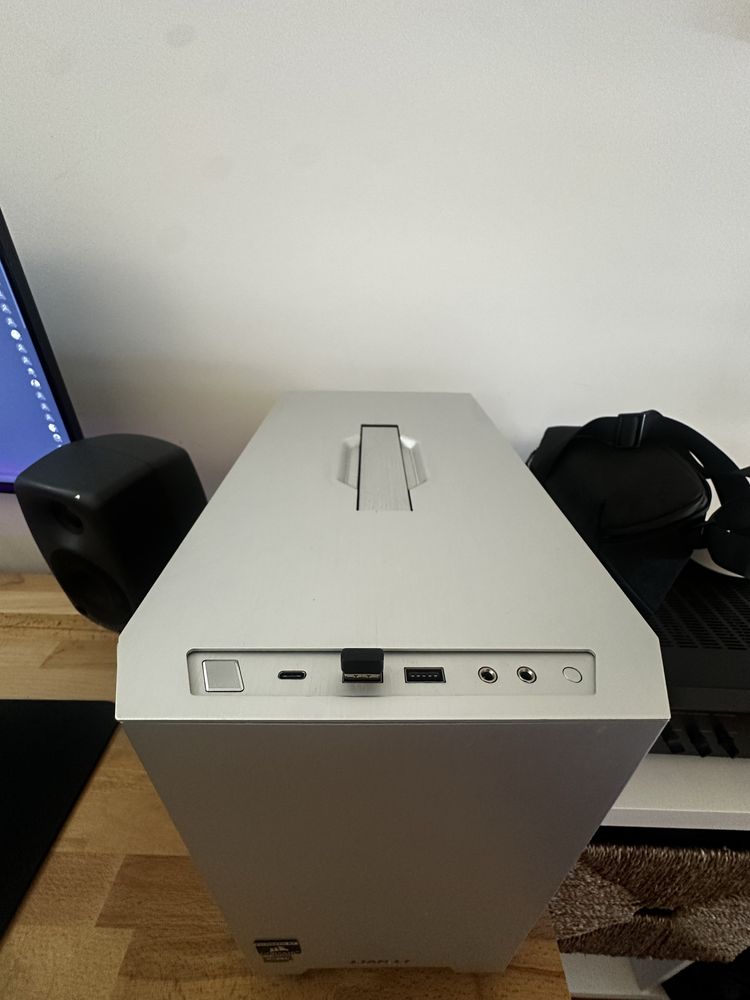 PC Gamming R9 3900x / 3060 Ti / 32gb Ram / 2tb SSD