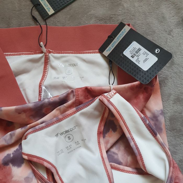 Спортивный костюм с топом