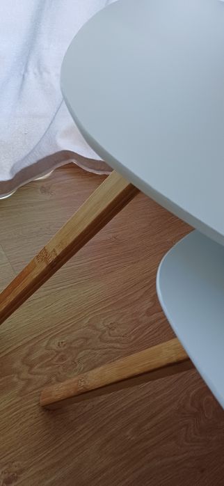 Conjunto de 2 mesas de apoio