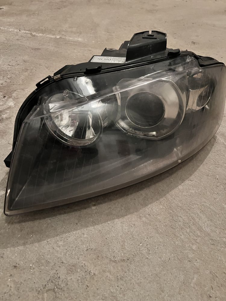 Lampa ksenon przednia lewa TYC Audi A3 8P