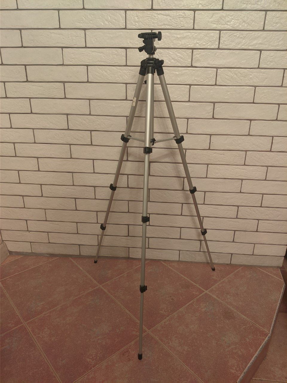 Штатив для фотоаппарата Tripod SL-2111