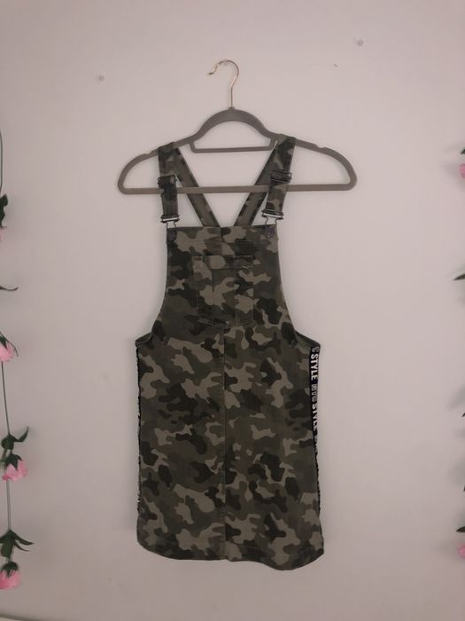 Vestido jardineira para 12 anos