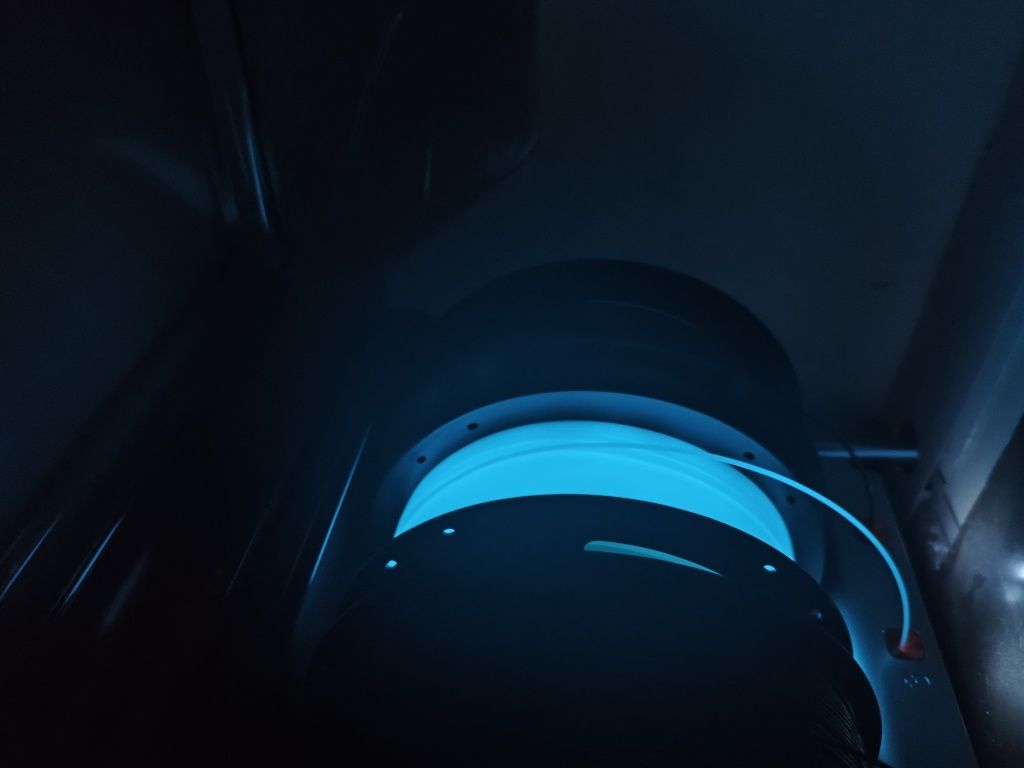 Filament Anycubic PLA świecący w ciemności niebieski Glow in Dark Blue