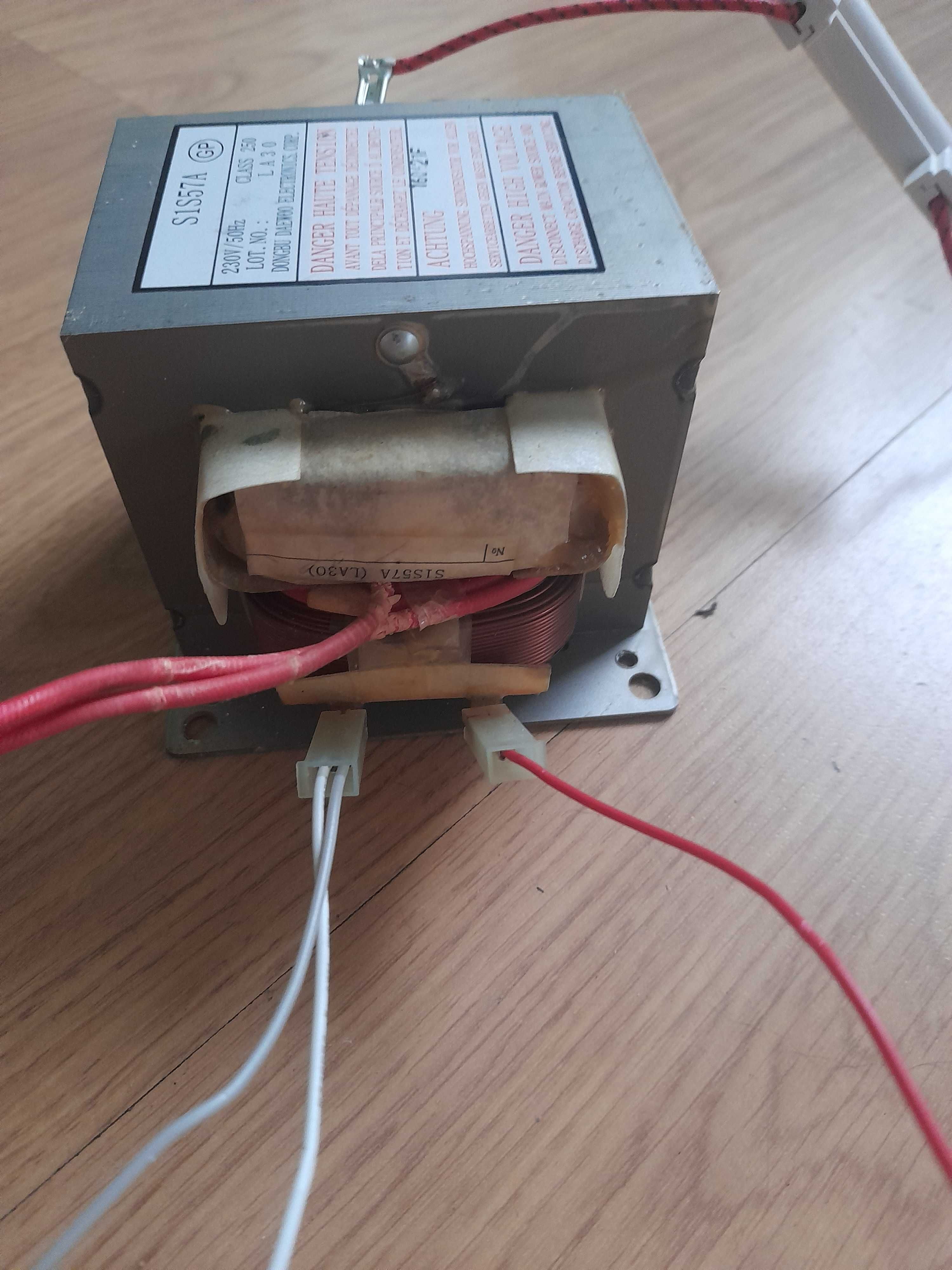 Transformator z mikrofali Trafo Zgrzewarka