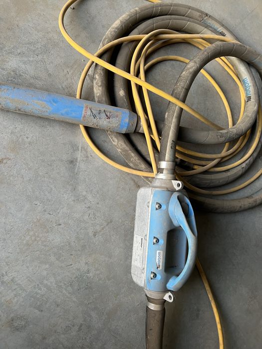 Wibrator do betonu Wacker Neuson Weco