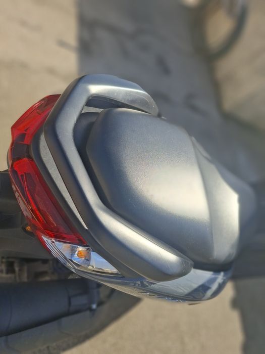 Vendo mota como novA