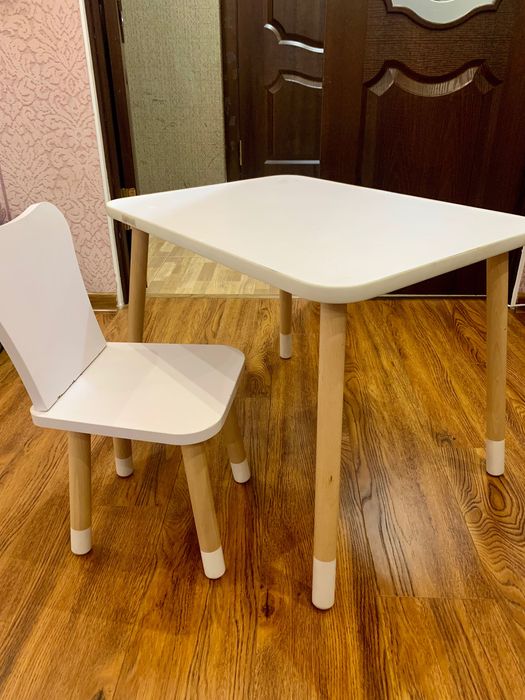 Дитячий столик+стілець