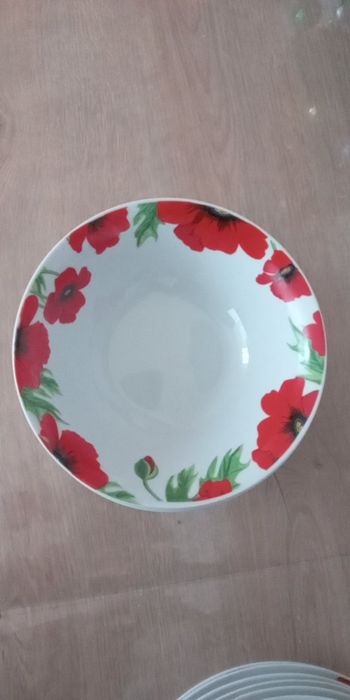 Продам 6 тарілок