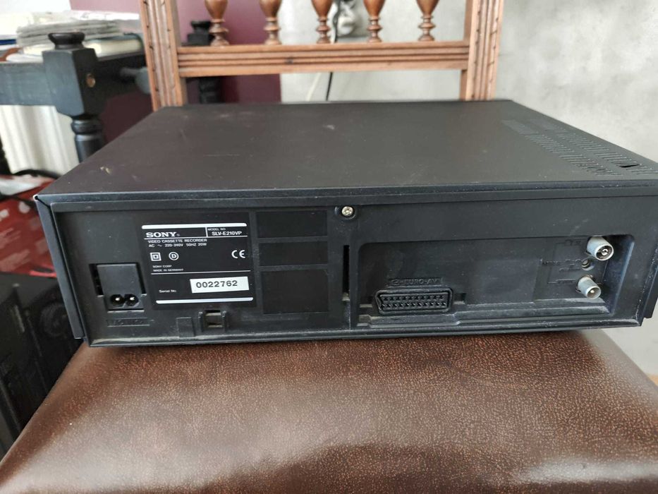 Magnetowid odtwarzacz VHS Video SONY SLV-E210 sprawny