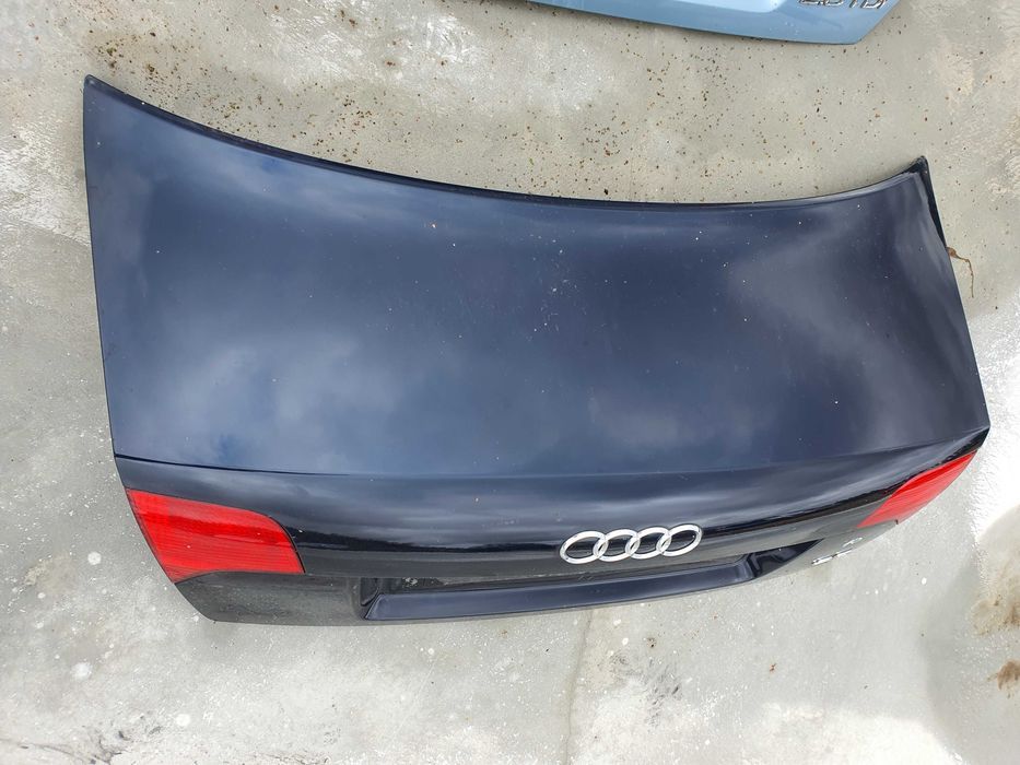 Audi A4 B7 klapa tył sedan granat kolor LZ5A 10 AL