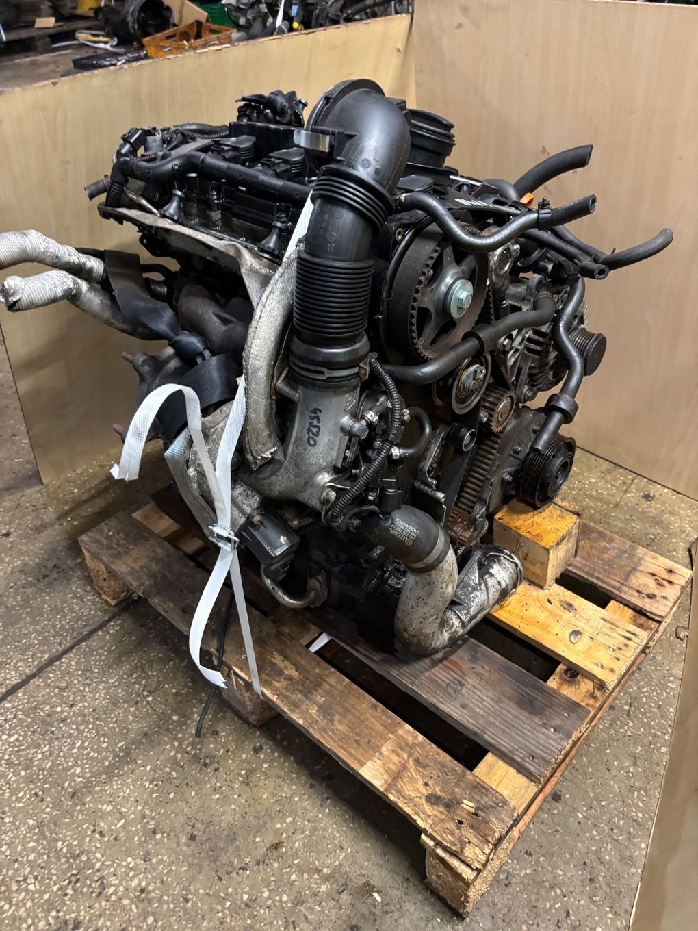 SILNIK KOMPLETNY  2.0 TFSI BWA AXX A3 LEON  OCTAVIA II SUPERB