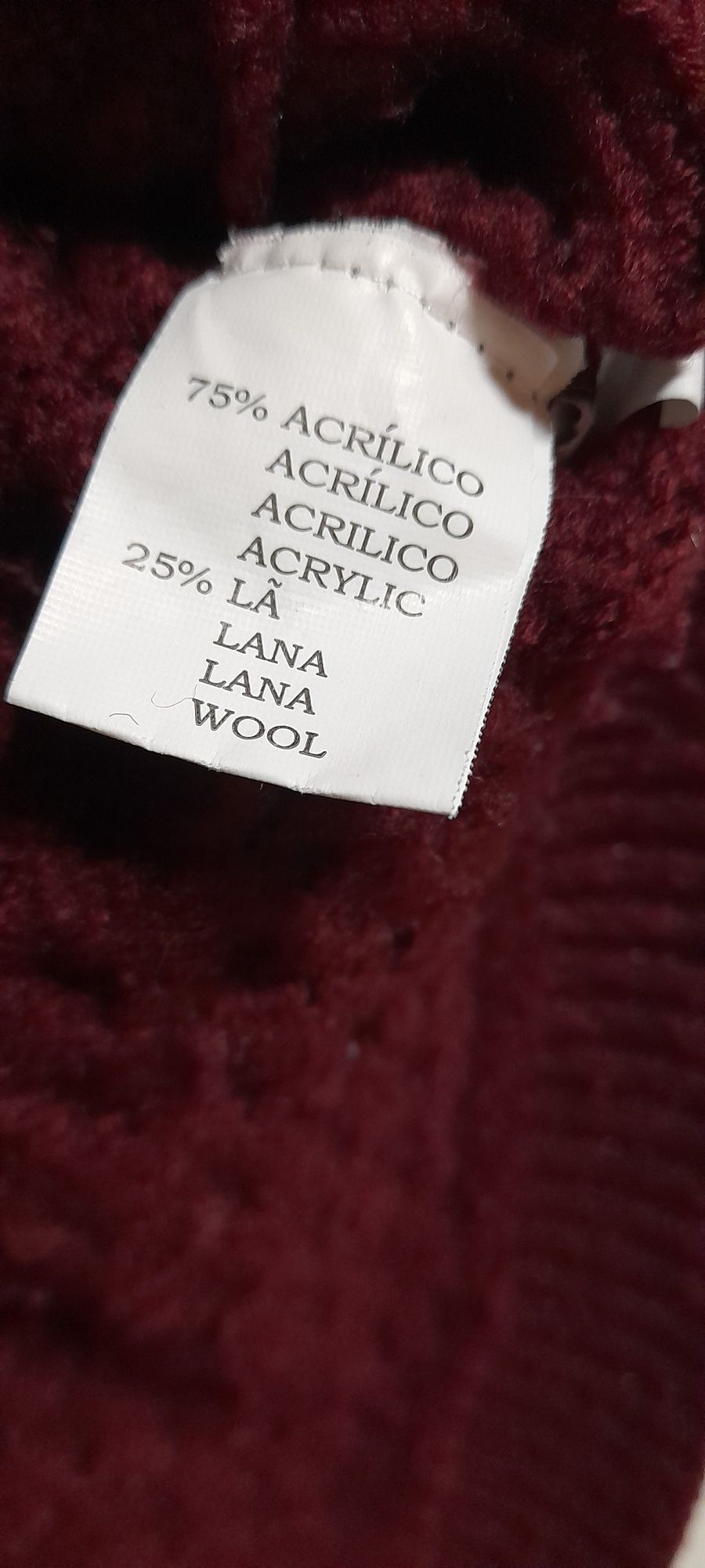 Poncho em 25% lã