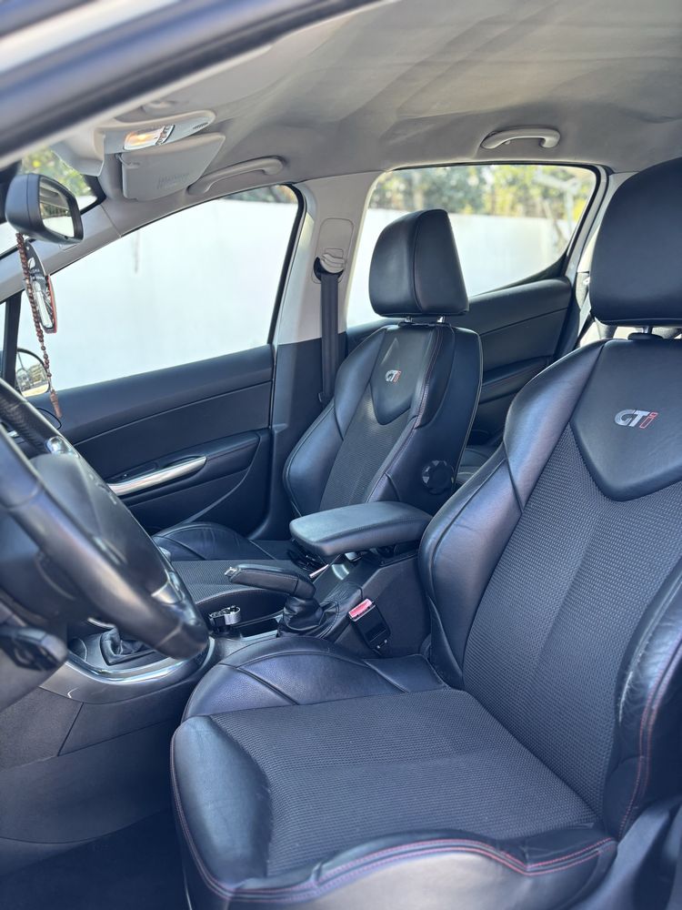 Peugeot 308 GTI 1.6THP 200cv