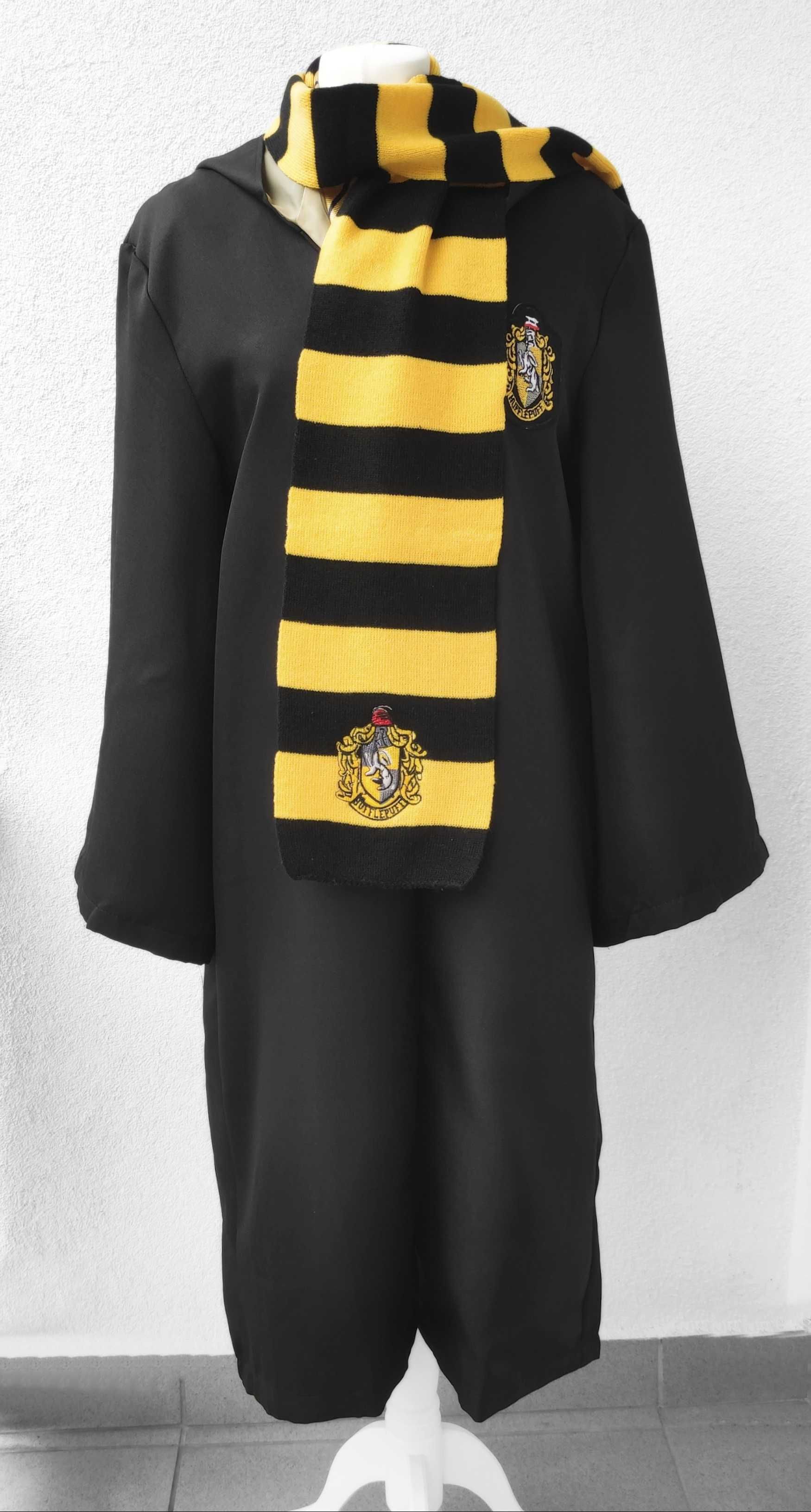 Szata Harry Potter Hufflepuff + dodatki Rozmiar M cosplay Halloween