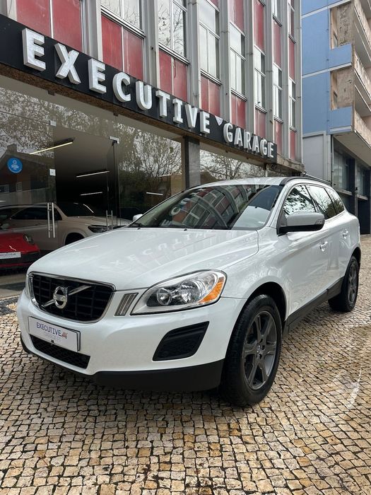 Volvo XC 60 2.0 D4 Momentum Geartronic