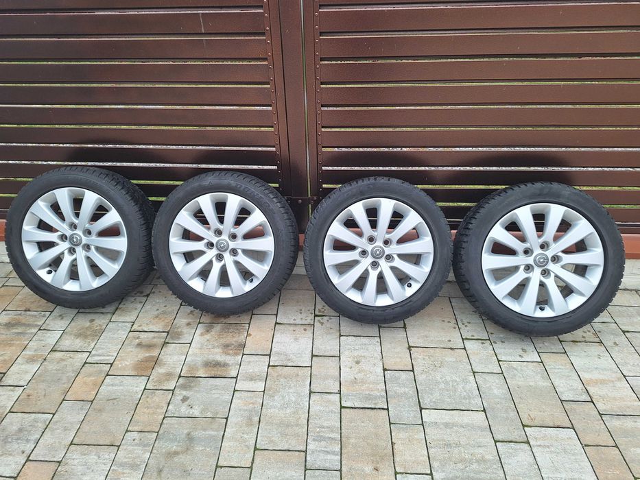 Komplet felg aluminiowych 17"  Opel Zafira Tourer C