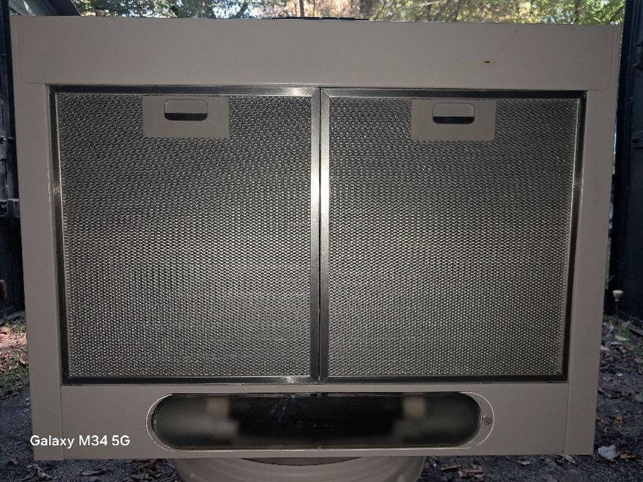 Продам витяжку. Нова, не встановлювалась.