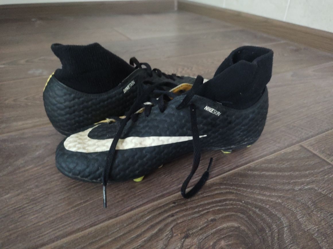 Копки орігінальні Nike Hypervenom