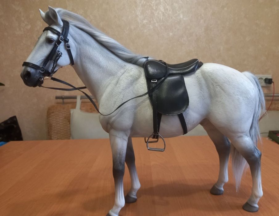 Фигурка коня. Лошадь. Статуэтка.  конь. Horse model