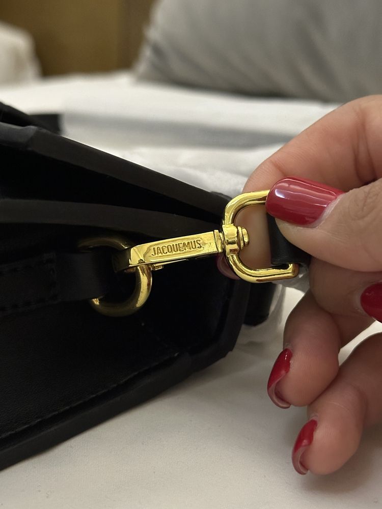 Mala Jacquemus nova preta tamanho medio