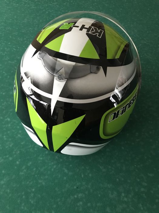 Шолом карбоновий XL