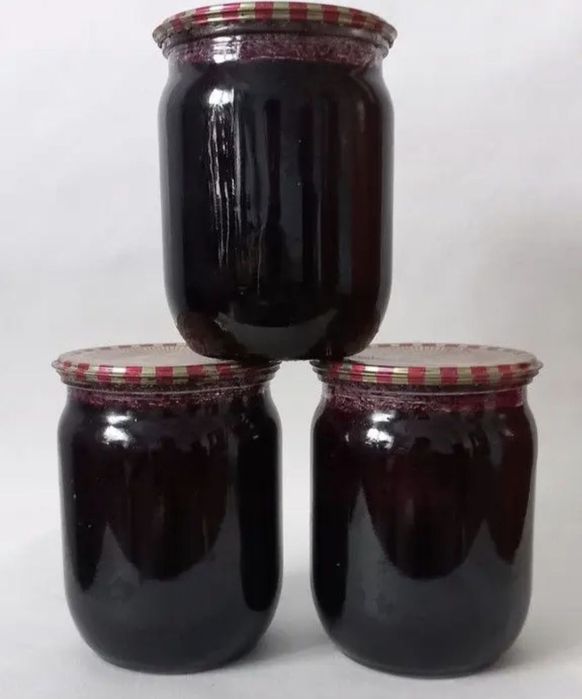 Чорниця у власному соці