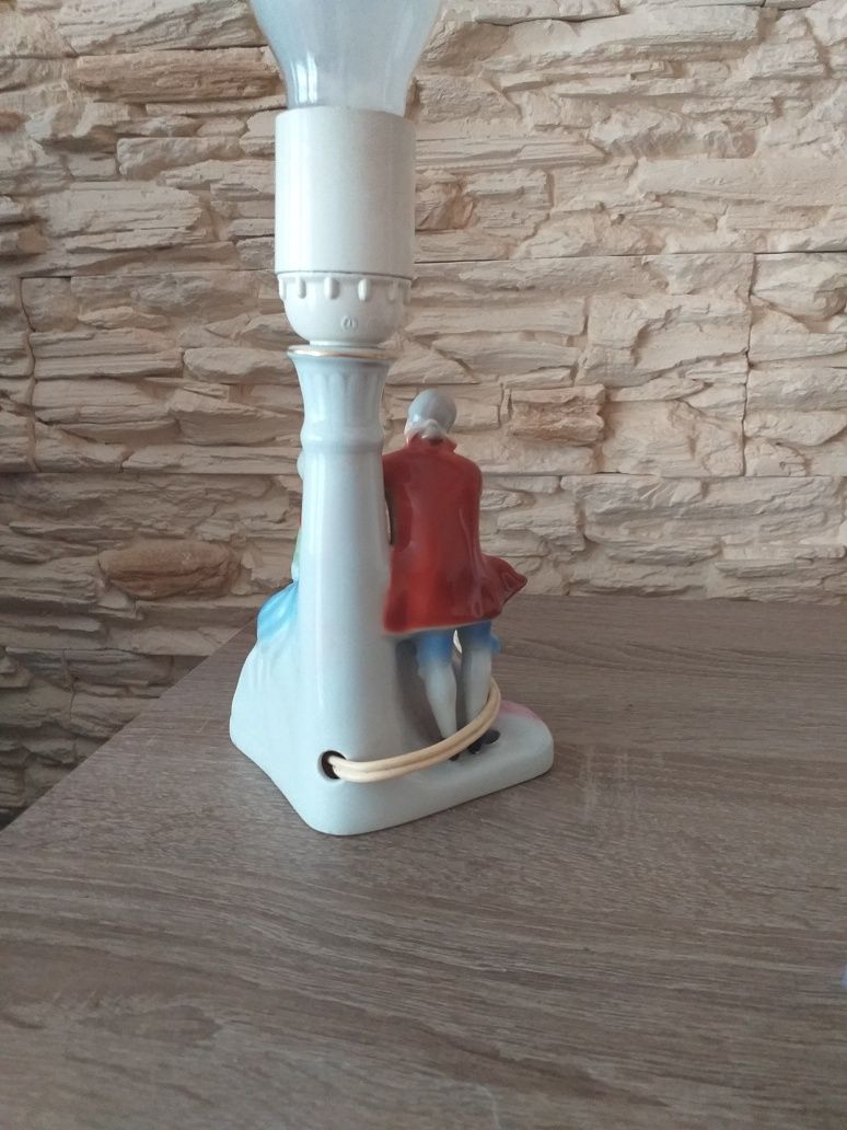 Lampa porcelanowa