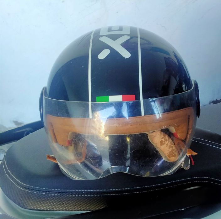 Capacete mota usado