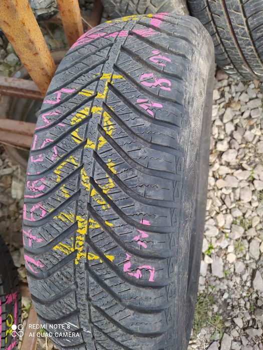 H204 175/65/14 82 t Goodyear Vector four season