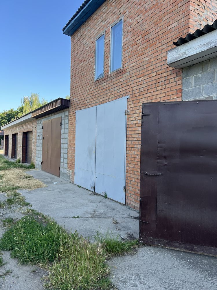 Продам капітальний гараж
