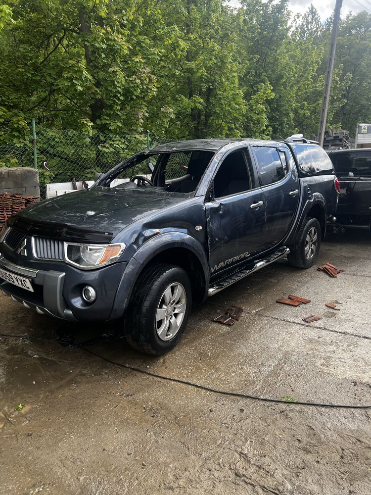 Czesci mitsubishi L200