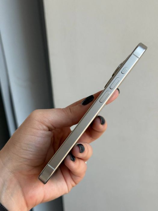 Apple iPhone 15 Pro 128GB White. Neverlock. Esim