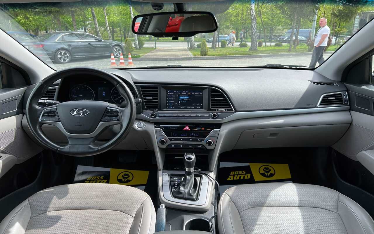 Hyundai Elantra 2016