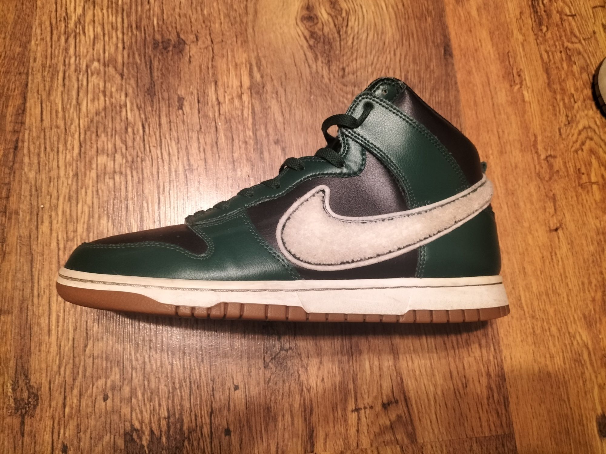 Nike Dunk High Retro